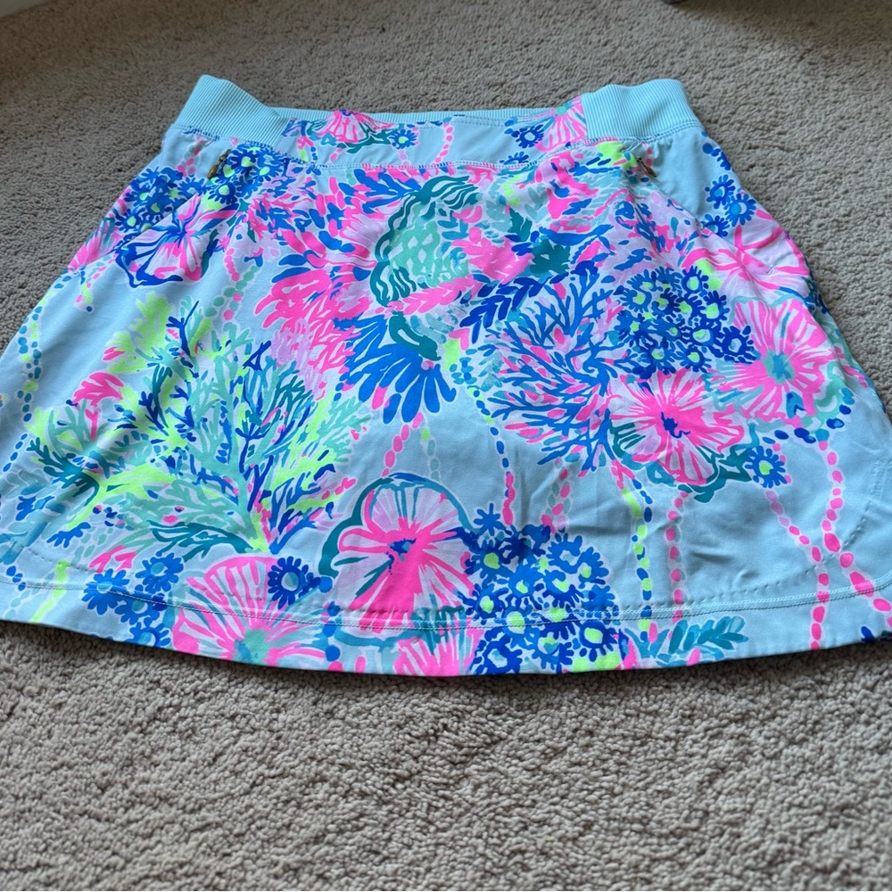 Lilly Pulitzer skirt with shorts size Small